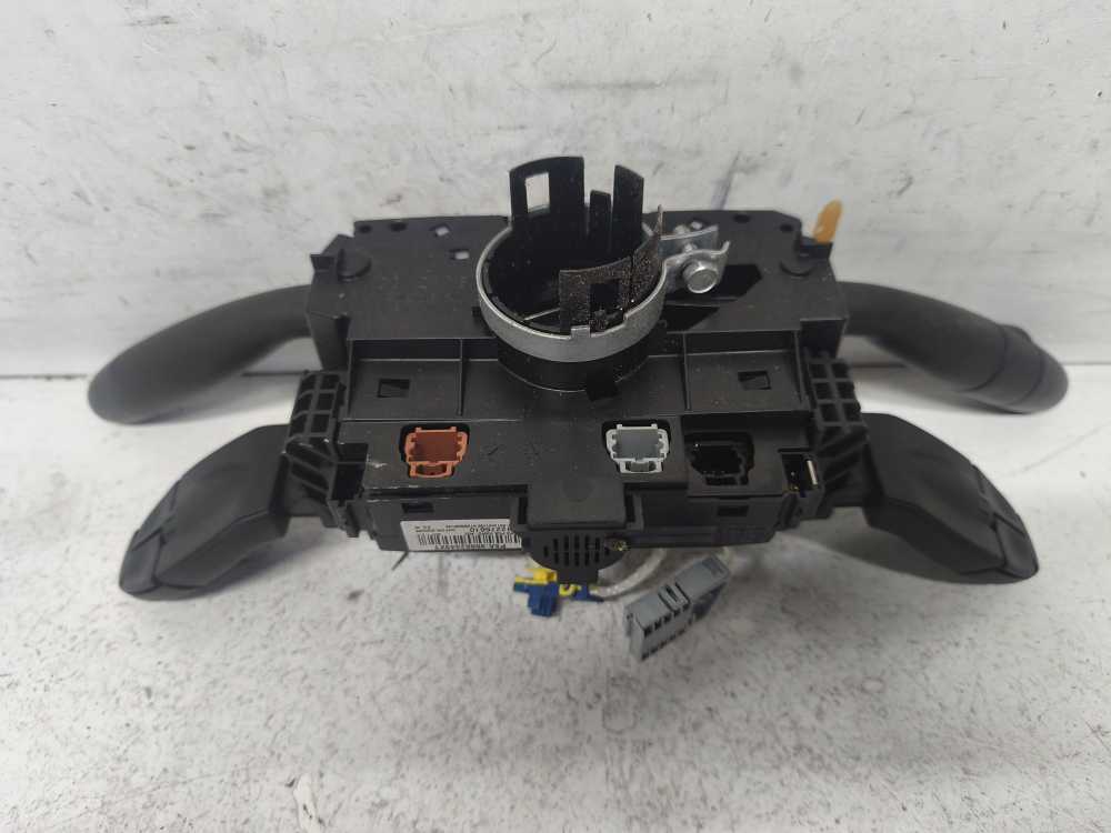 COMMODO CITROEN / PEUGEOT - Vue 5